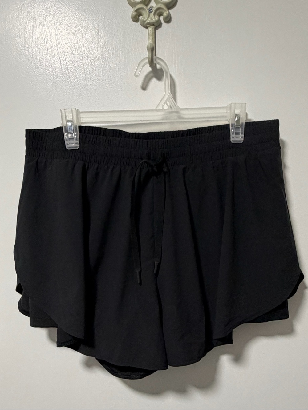 All in Motion Black Athletic Shorts | Size Large | Flowy Sides